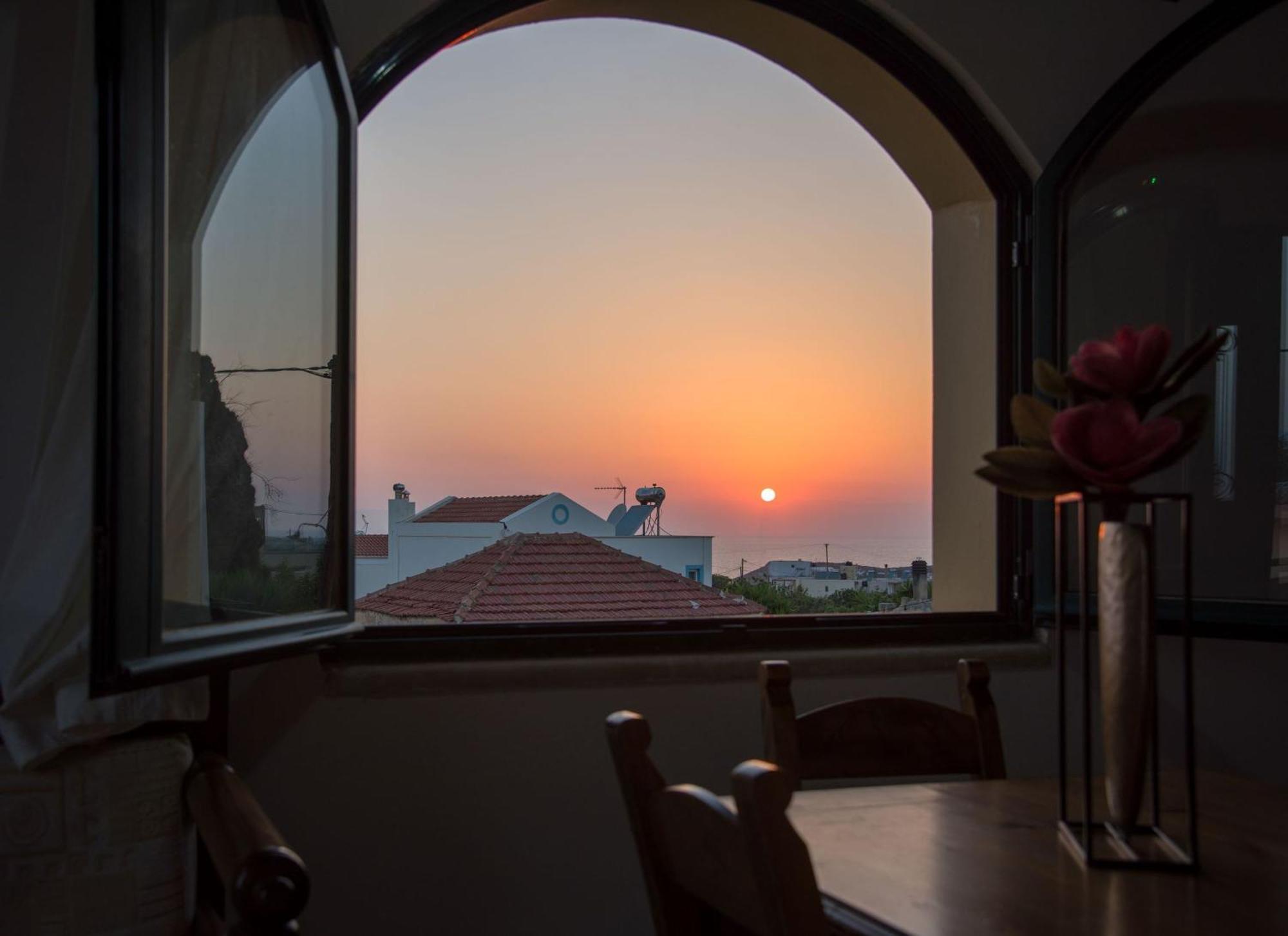 Skandalis Apartments With Pool Chorafakia Dış mekan fotoğraf
