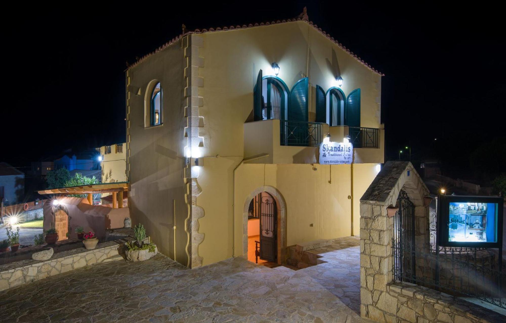 Skandalis Apartments With Pool Chorafakia Dış mekan fotoğraf