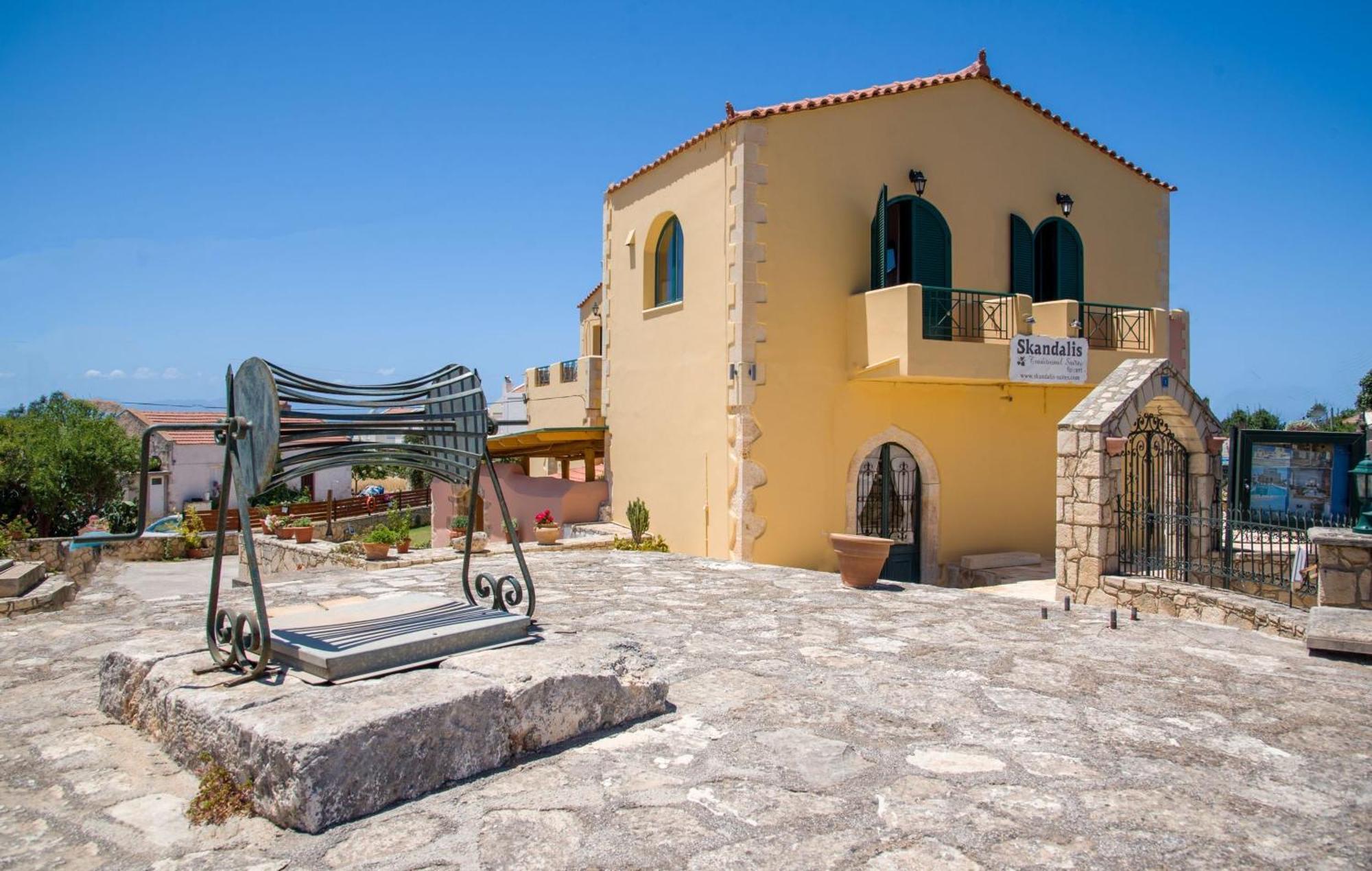 Skandalis Apartments With Pool Chorafakia Dış mekan fotoğraf