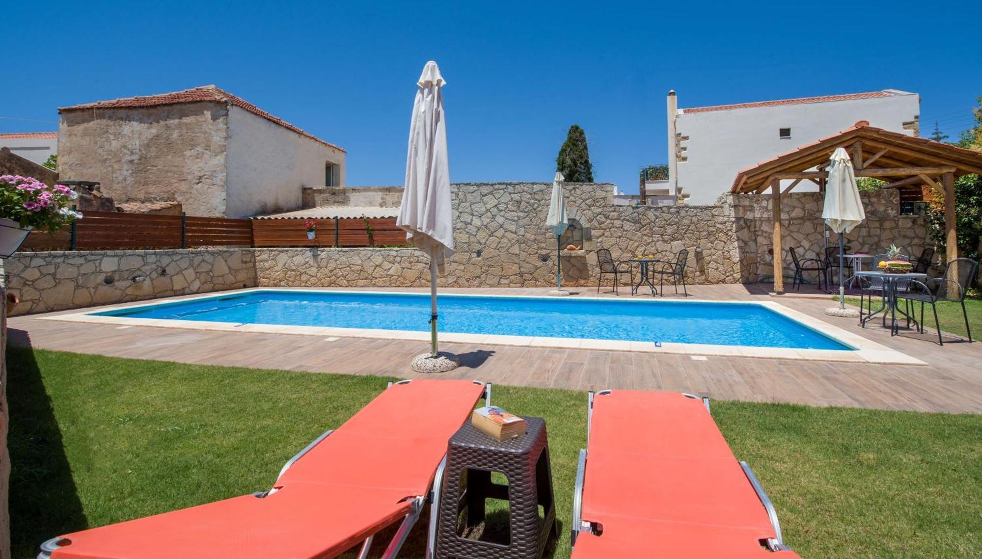 Skandalis Apartments With Pool Chorafakia Dış mekan fotoğraf